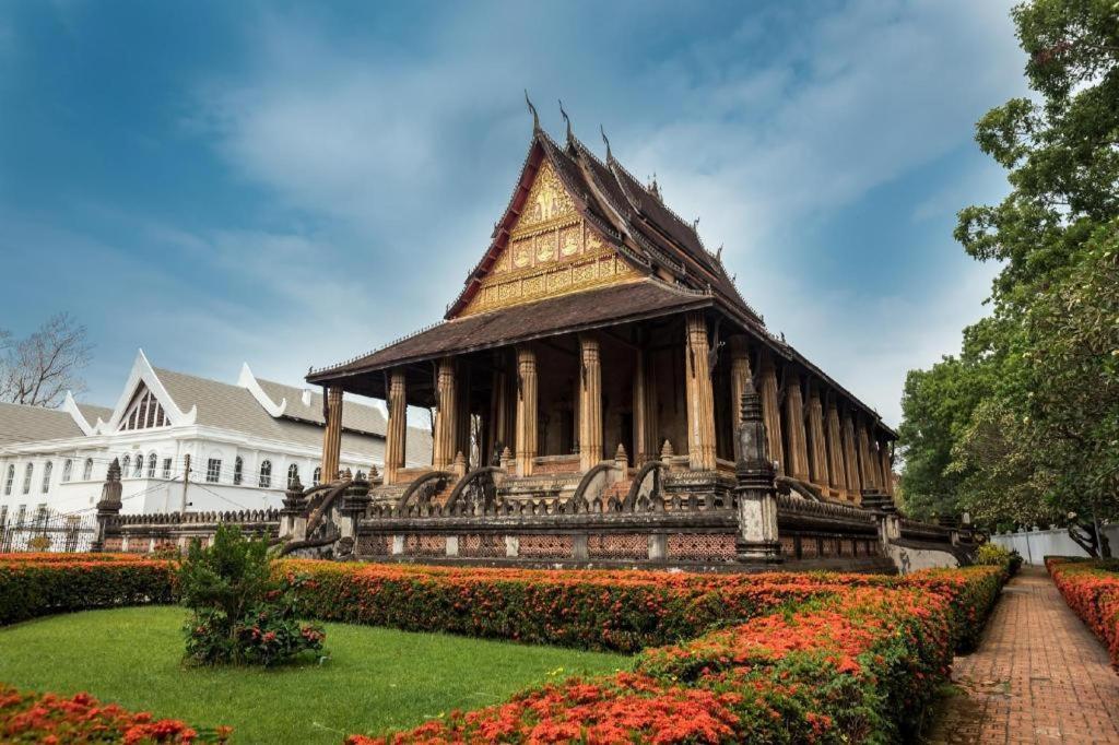 Vientiane Plaza Hotel Exterior foto